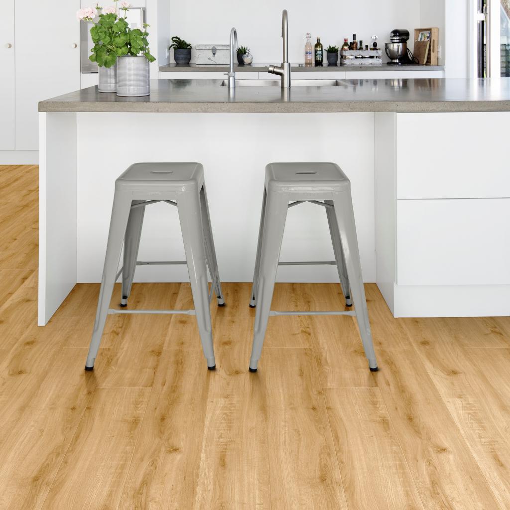 SPC ламинат "Adelar" Solida Acoustic 04270 European Oak (1219*178*5 мм) — купить в Новороссийске