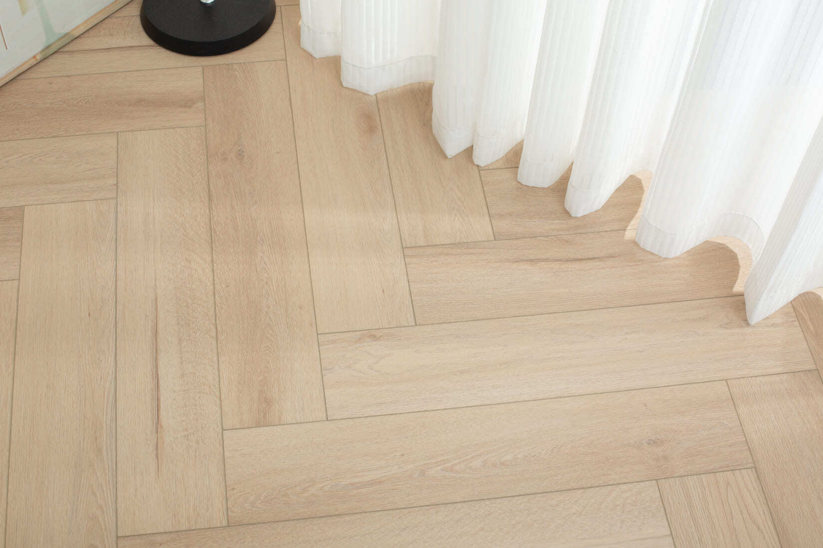 Плитка SPC "OneFloor" 3032 А,В  ЁЛКА (640*128*4 мм) — купить в Новороссийске