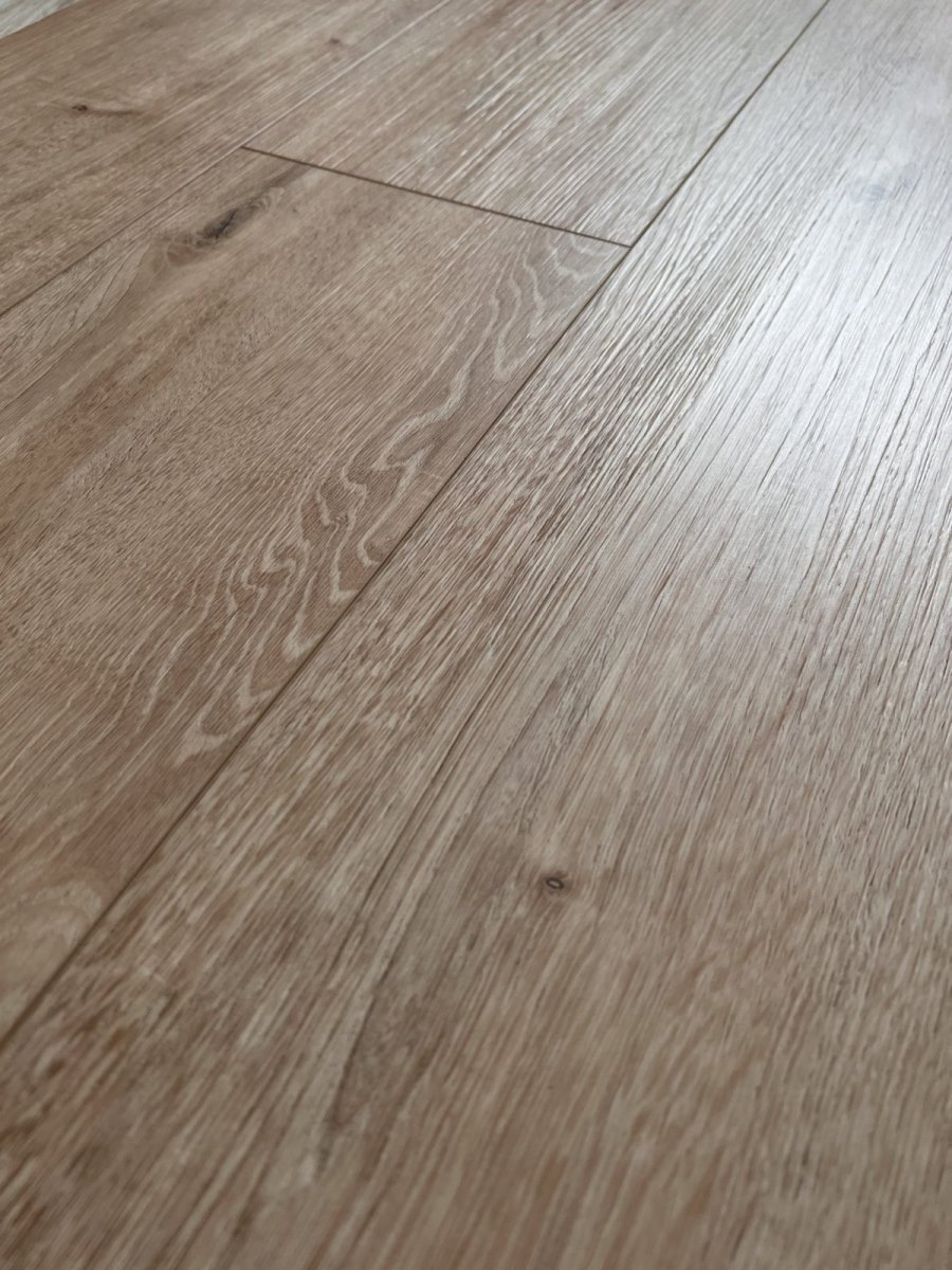 SPC ламинат "OneFloor" ЕСО 5062 (4V фаска) (1220*184*4 мм) — купить в Новороссийске