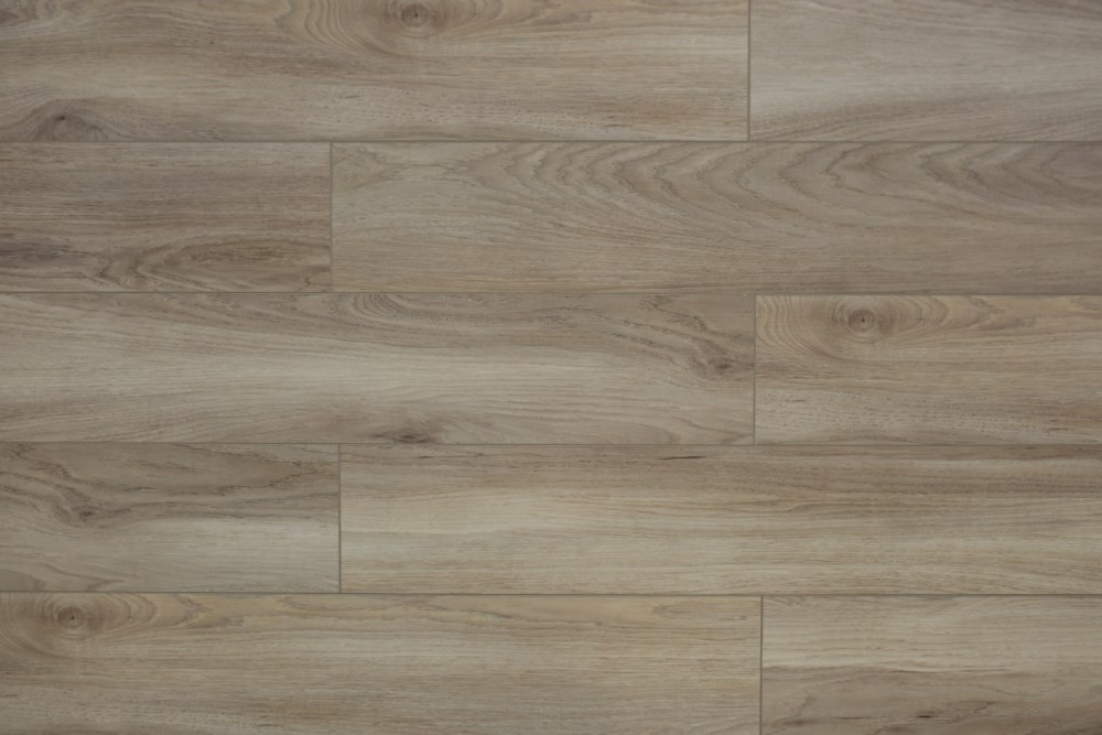 Замковая ПВХ плитка "Art Tile" Клён Фог (1220*152*5 мм) — купить в Новороссийске