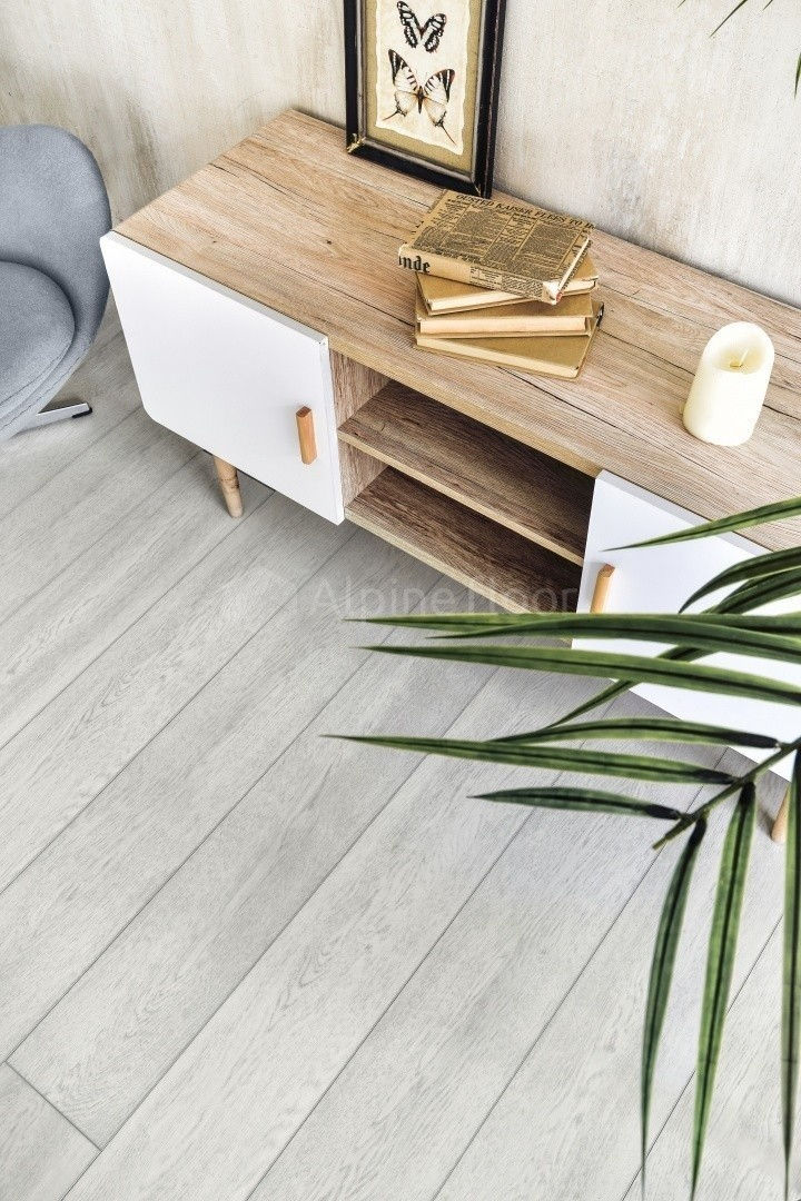 Замковая ПВХ плитка Зимний лес  (1220*183*6мм) — купить в Новороссийске