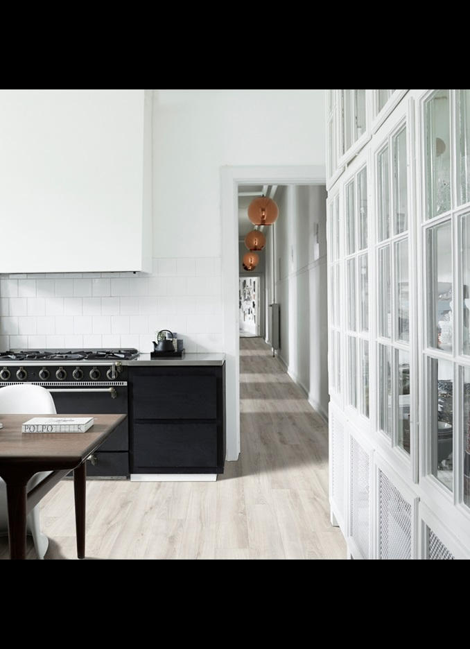 Замковая ПВХ плитка Shelby Oak 113 (1251*189*5 мм) — купить в Новороссийске