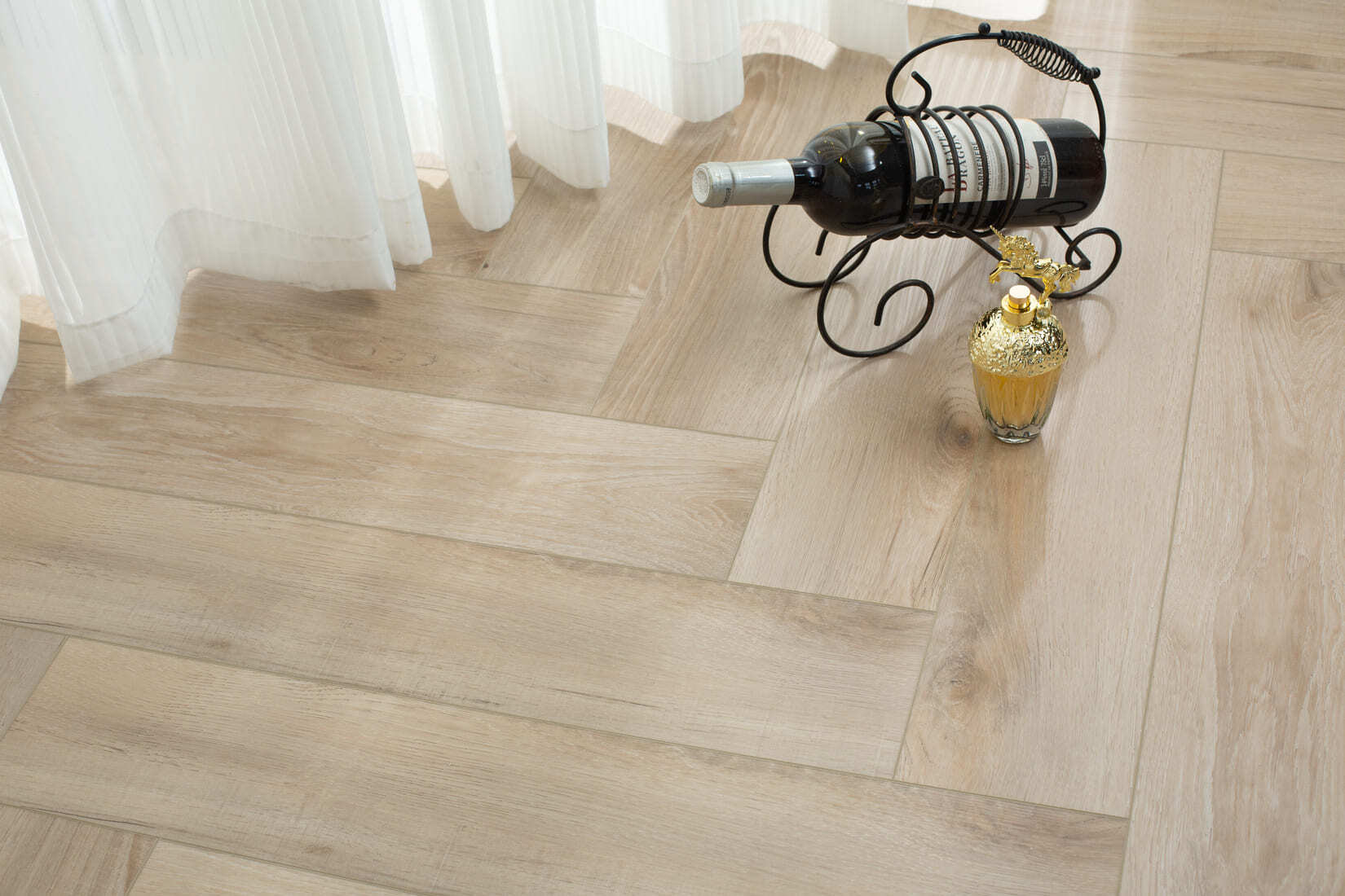 Плитка SPC "OneFloor" 3009 А,В  ЁЛКА (640*128*4 мм) — купить в Новороссийске