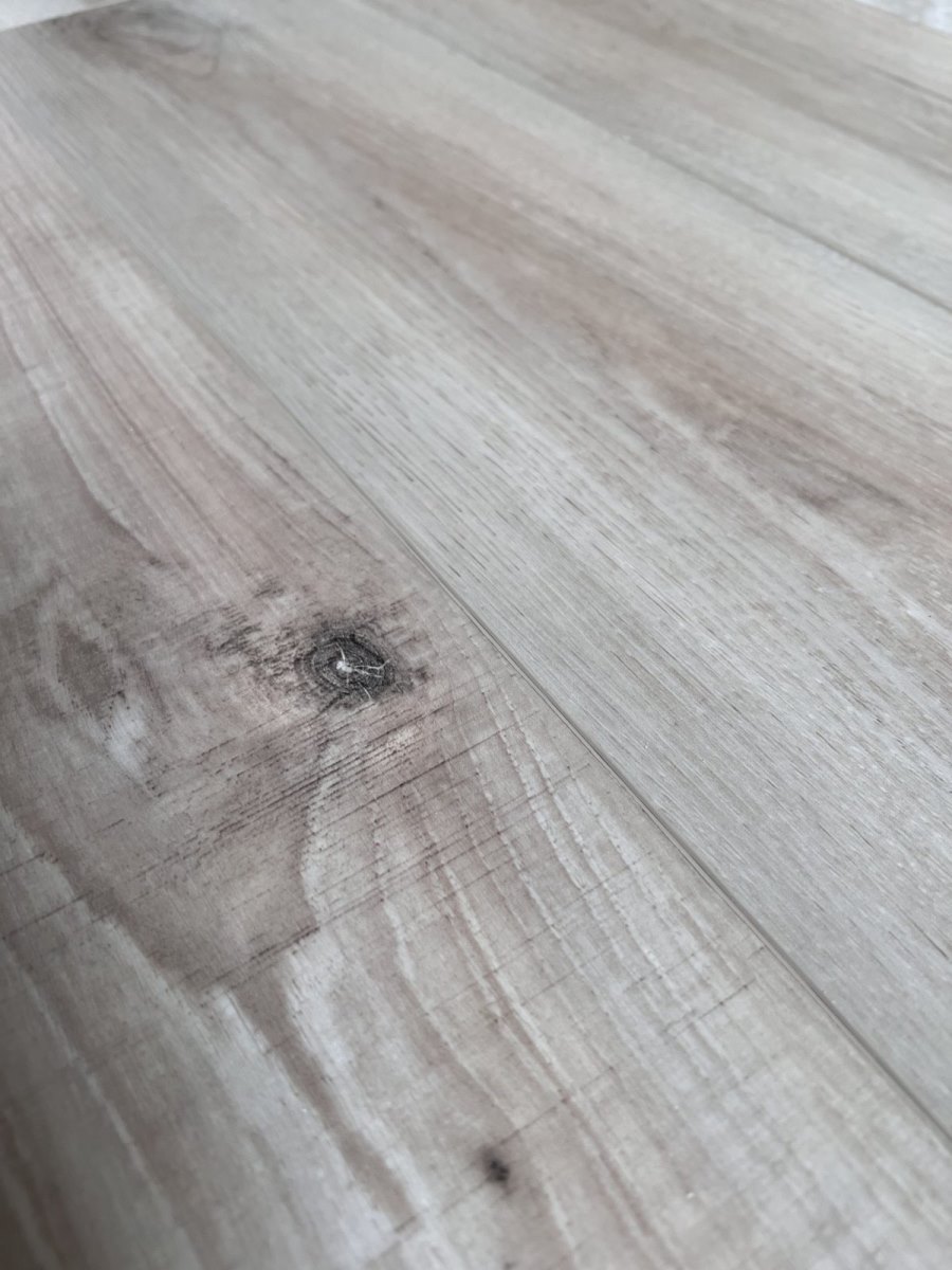 SPC ламинат "OneFloor" ЕСО 5021 (4V фаска) (1220*184*4 мм) — купить в Новороссийске