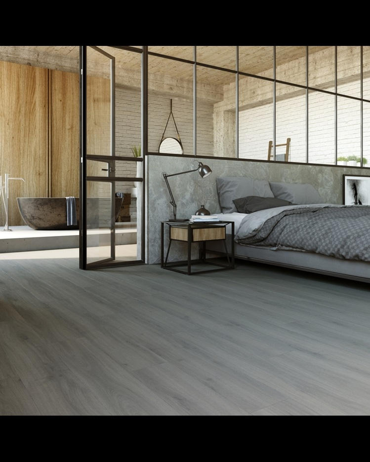 Замковая ПВХ плитка Tradition Oak 940 (1251*189*5 мм) — купить в Новороссийске