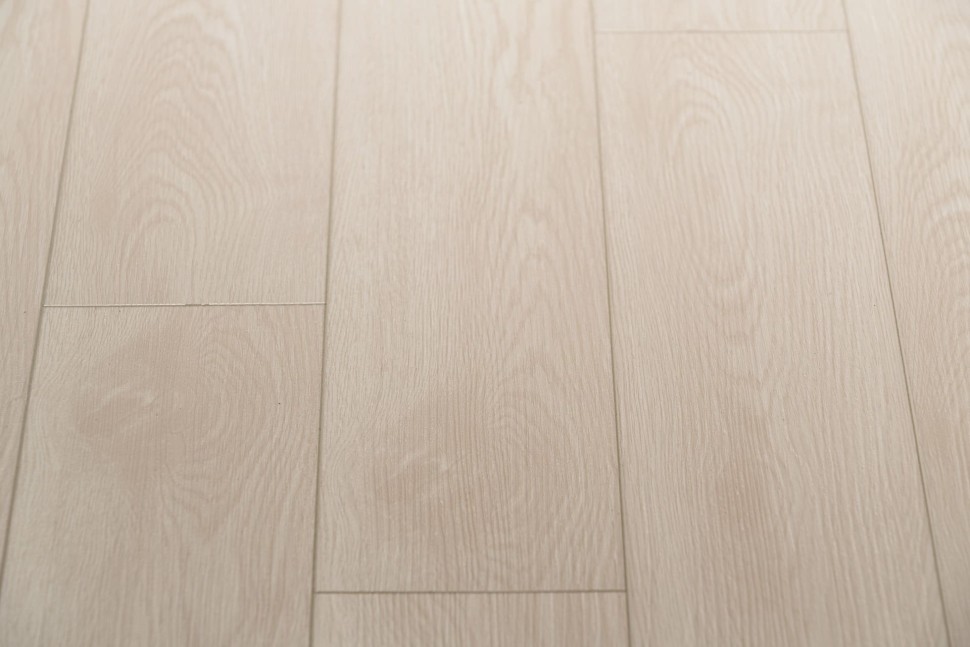 Виниловый ламинат "Bonkeel" Style Дуб Фокси (1200*125*4 мм) — купить в Новороссийске