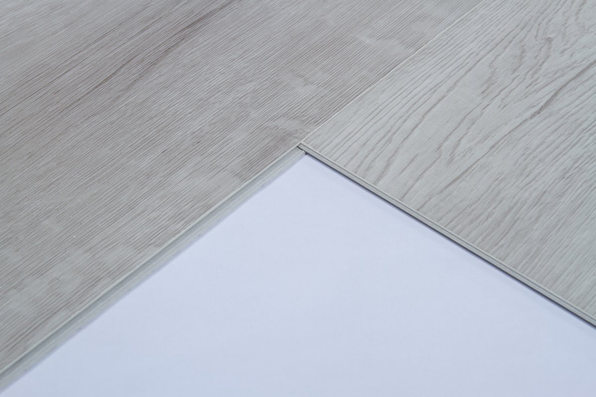 SPC ламинат "OneFloor" ЕСО 5050 (4V фаска) (1220*184*4 мм) — купить в Новороссийске