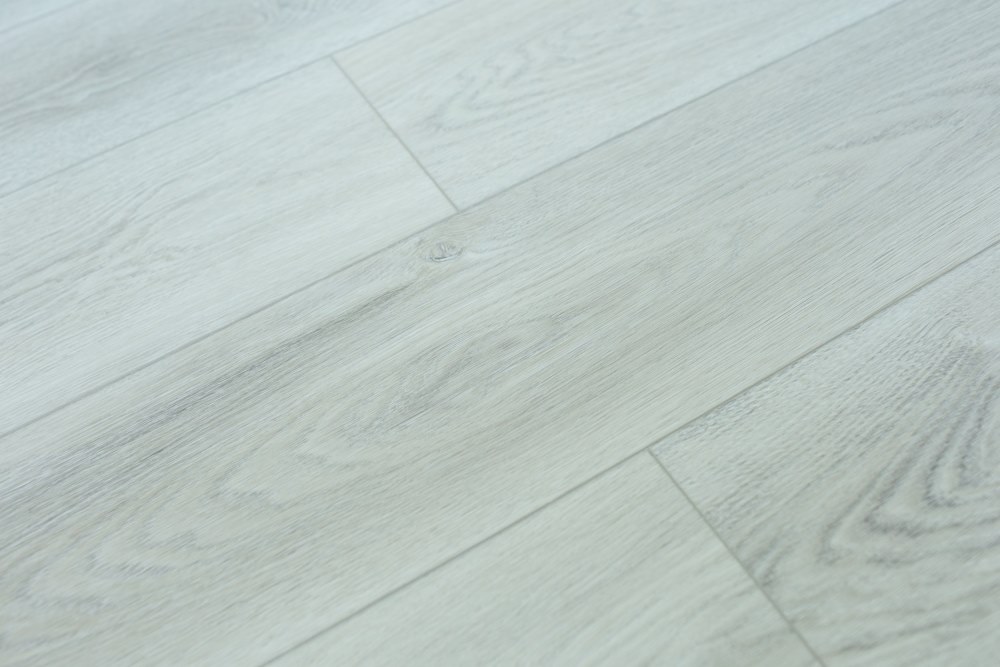 Замковая ПВХ плитка "Art Tile" Дуб Ланкастер (1200*183*6 мм) — купить в Новороссийске