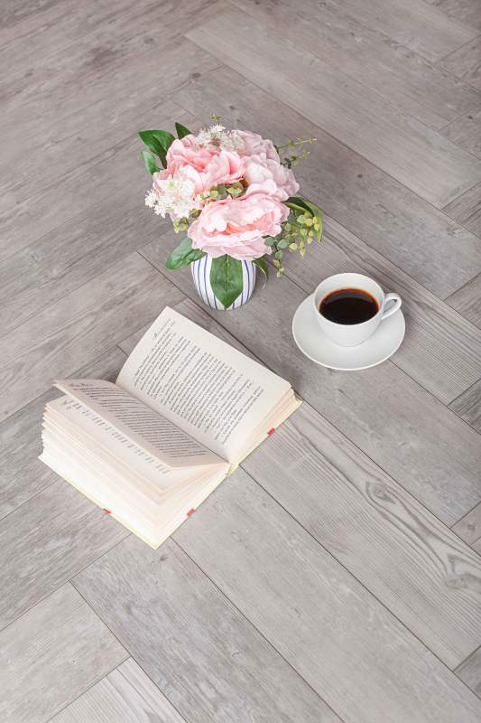 Замковая ПВХ плитка "Aberhof" Carmelita 1687 (615*123*5 мм) — купить в Новороссийске