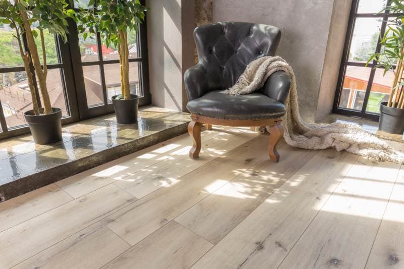 Замковая ПВХ плитка "Aquafloor" AF8004XL (1524*228*8 мм) — купить в Новороссийске