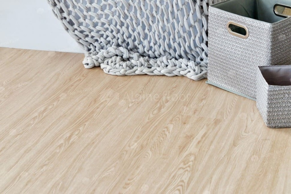 Виниловый ламинат "Alpine Floor" Classic Light MC Ясень Макао (1220*183*3,5 мм) — купить в Новороссийске